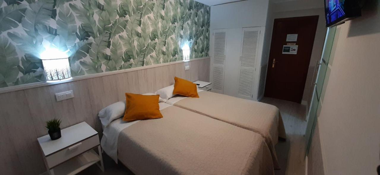 Hostal Verdemar Gijon Ngoại thất bức ảnh