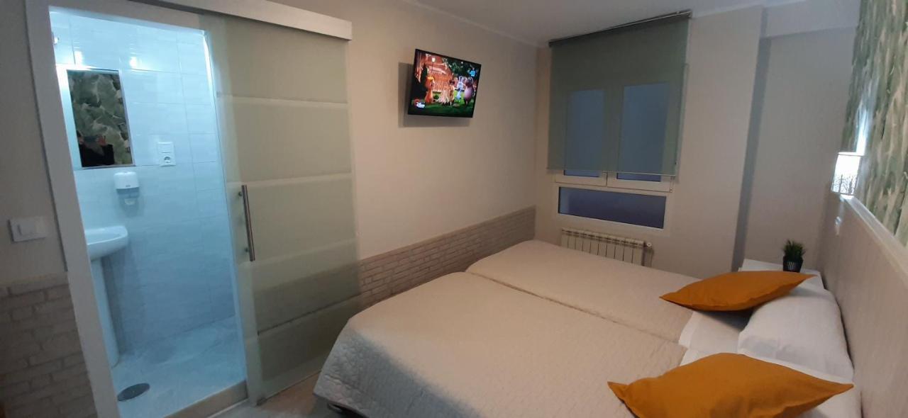 Hostal Verdemar Gijon Ngoại thất bức ảnh