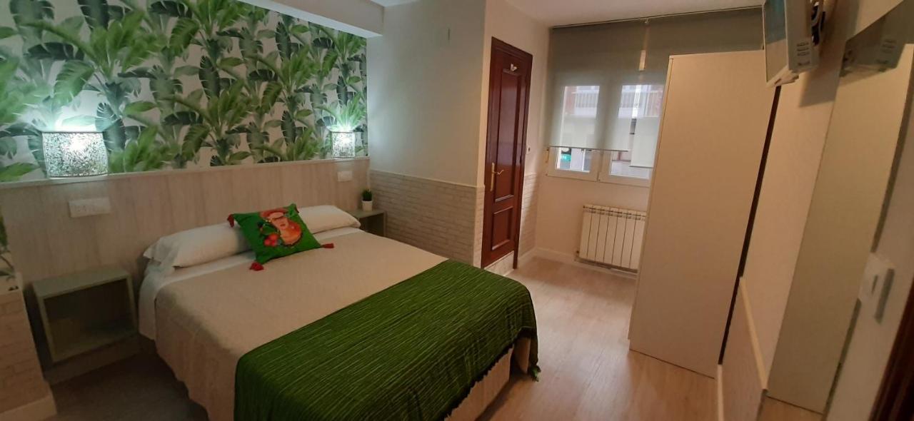 Hostal Verdemar Gijon Ngoại thất bức ảnh