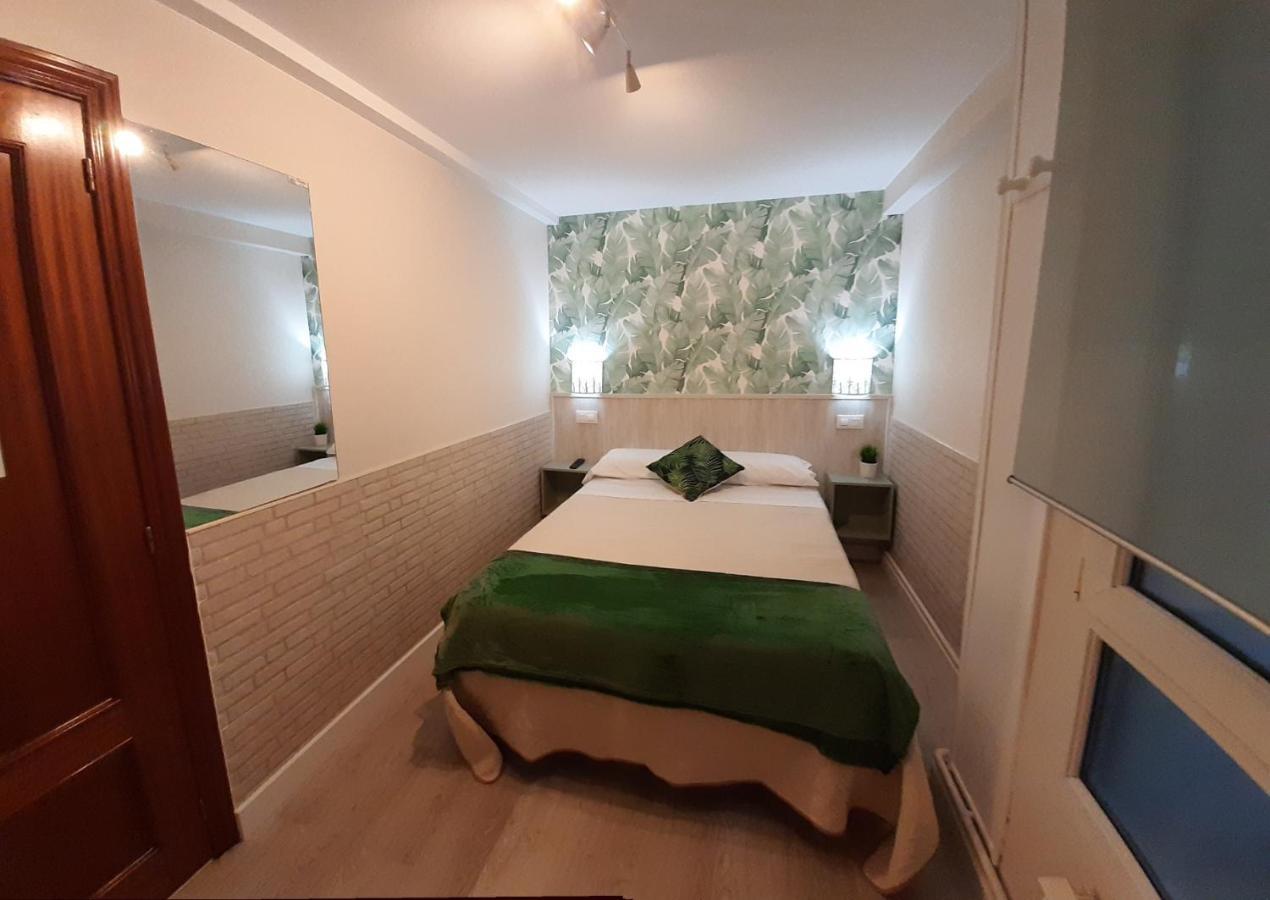 Hostal Verdemar Gijon Ngoại thất bức ảnh