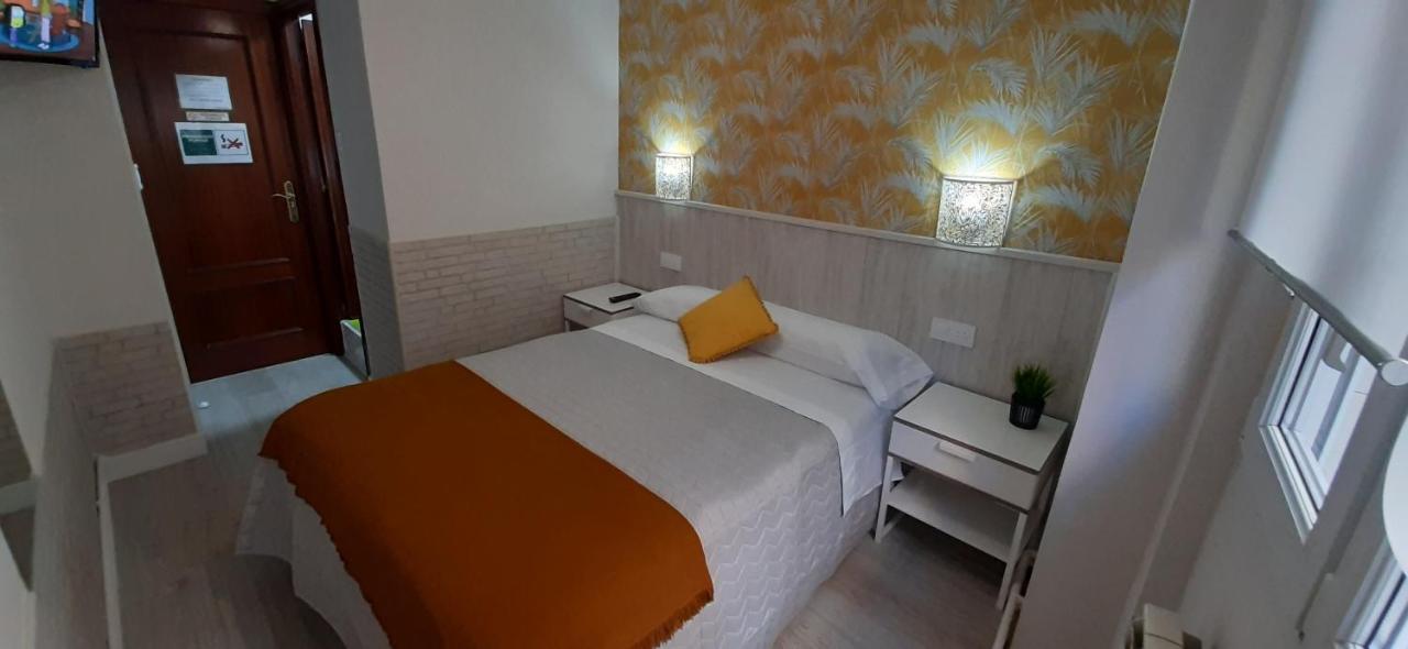 Hostal Verdemar Gijon Ngoại thất bức ảnh