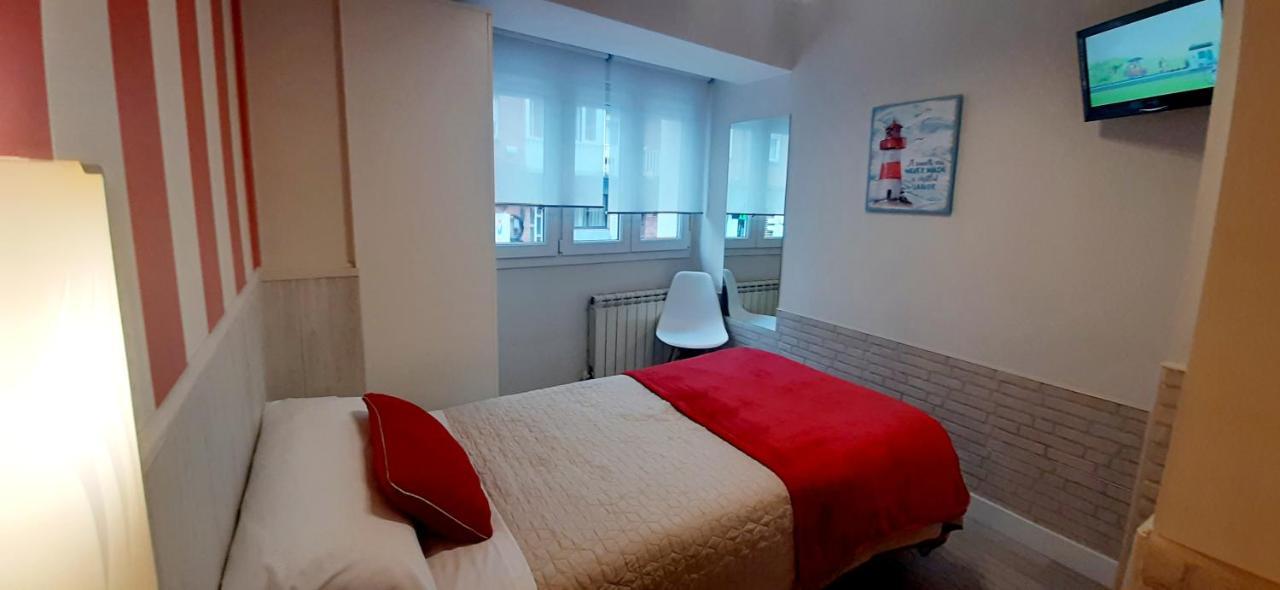 Hostal Verdemar Gijon Ngoại thất bức ảnh