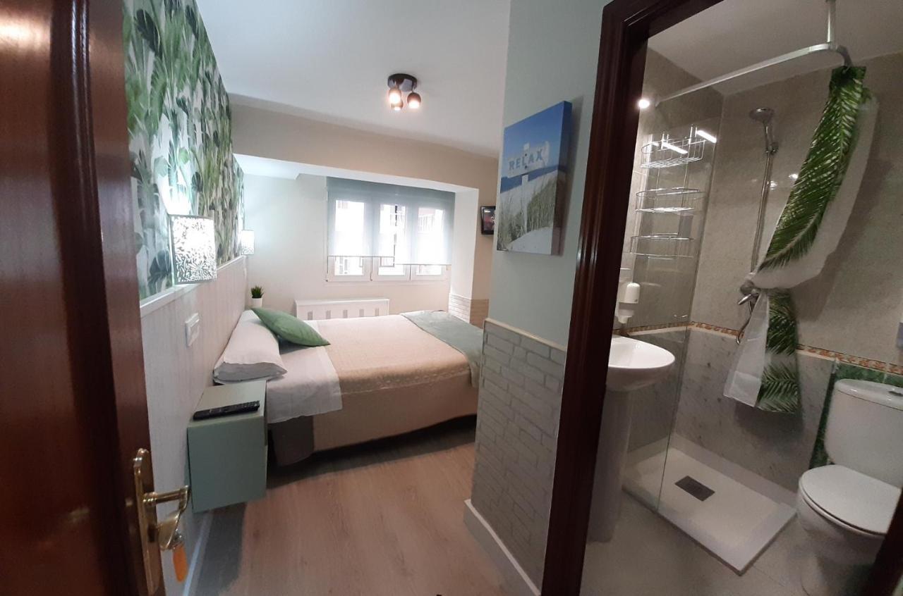 Hostal Verdemar Gijon Ngoại thất bức ảnh